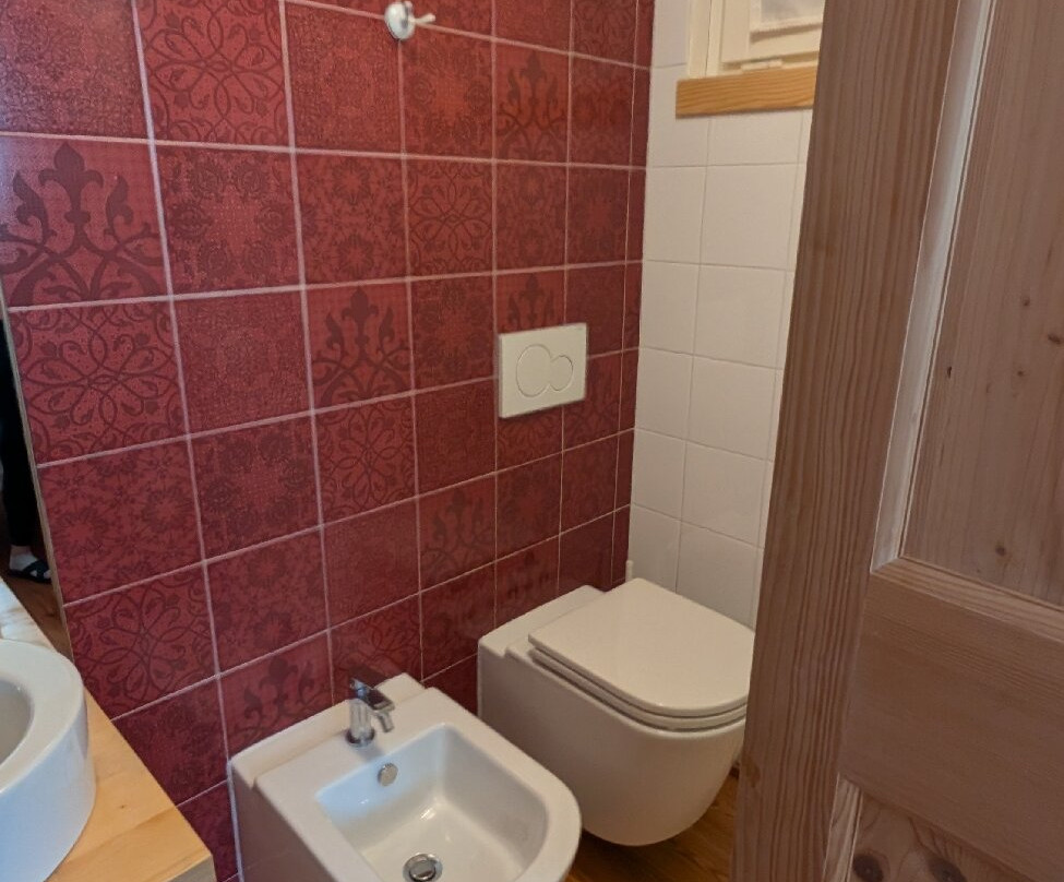 Riale酒店住宿-Zwargji