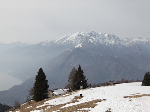 Cimetta-洛迦诺必去景点