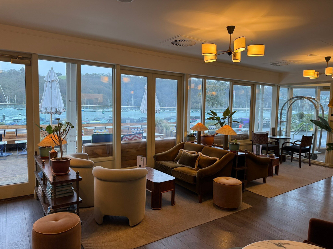 达特滨海酒店主图