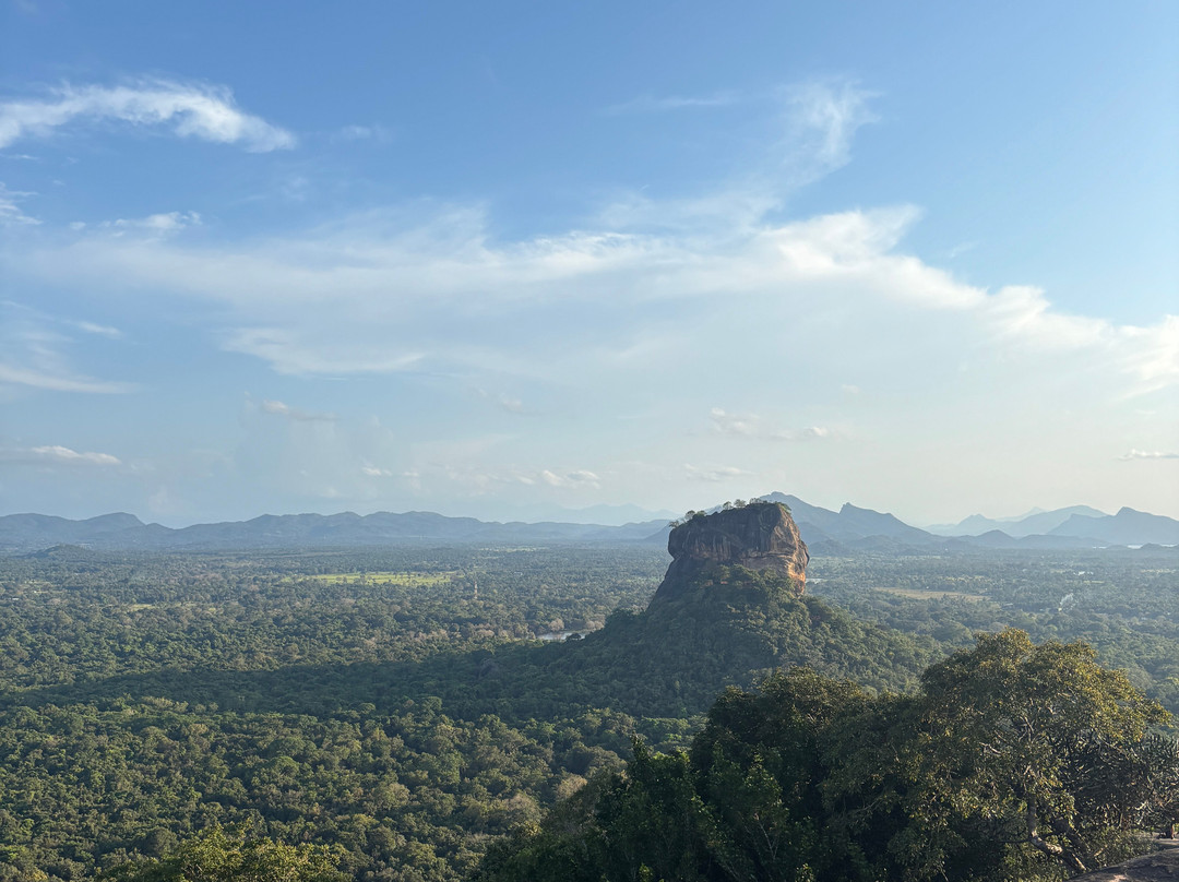Indunil tours Sri Lanka-Deniyaya必去景点