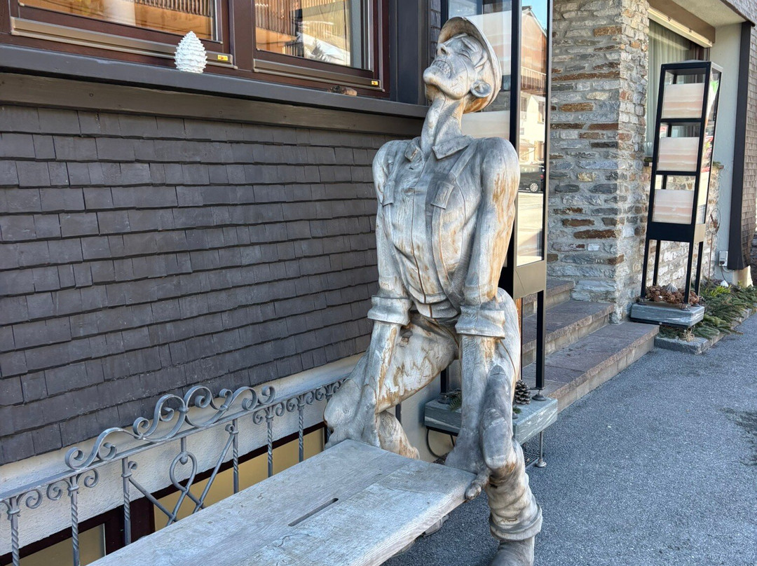 闪德福酒店主图