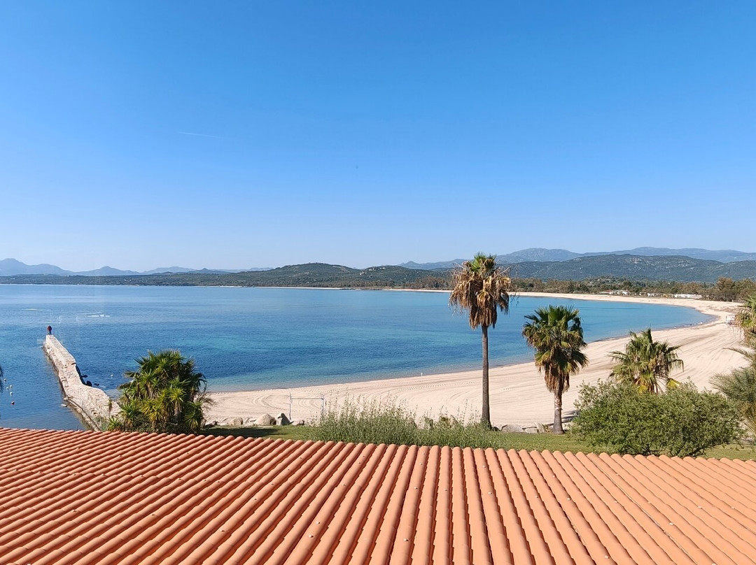 萨拉瑟诺俱乐部酒店主图