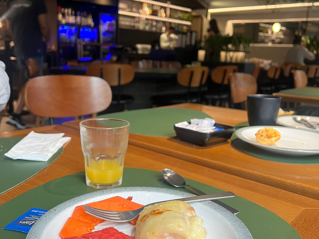 菲提酒店主图