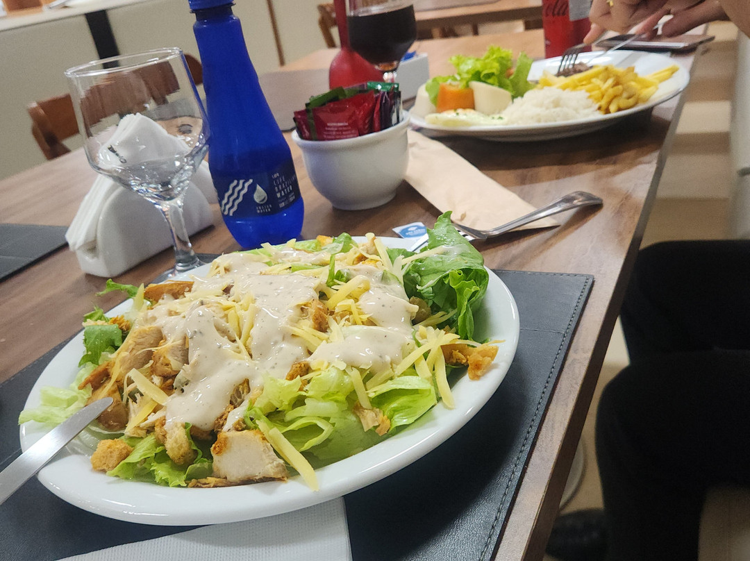 圣马力诺套房酒店主图