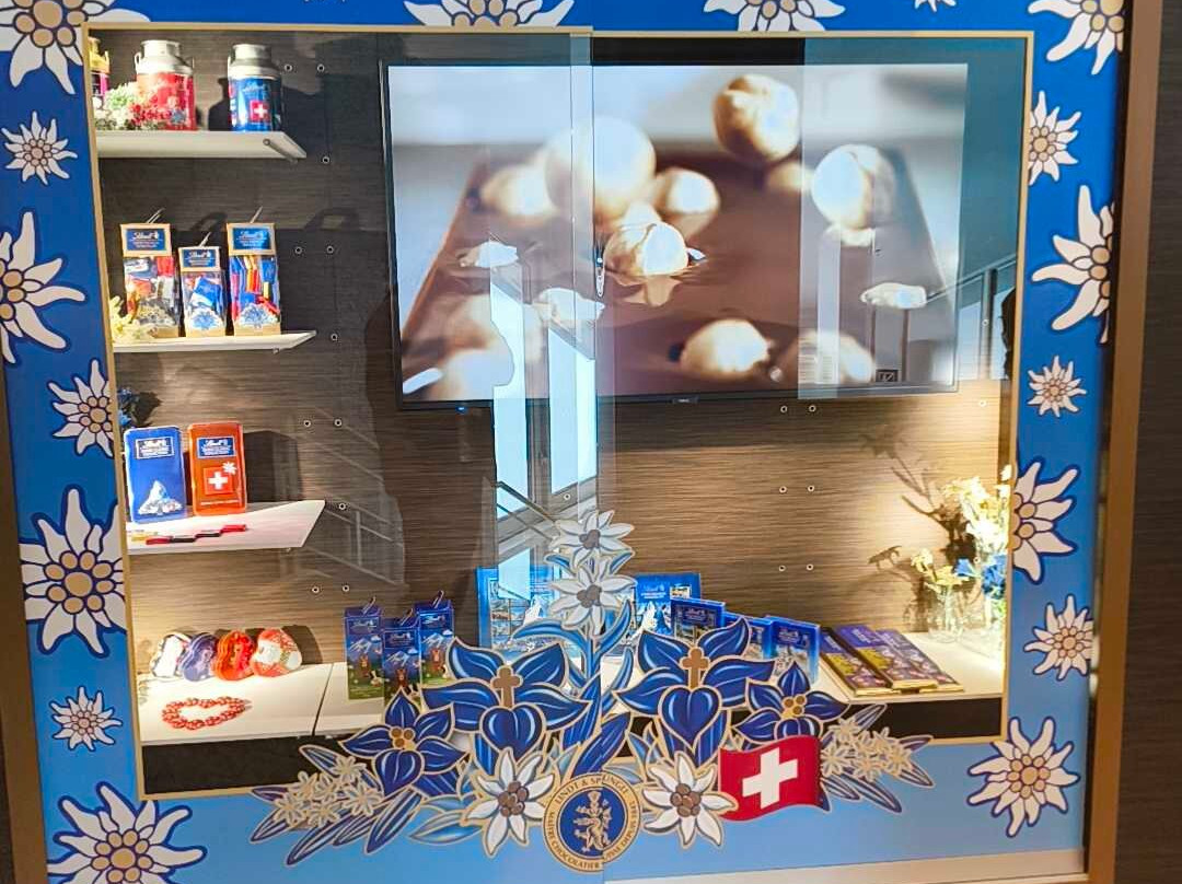 Lindt Chocolate Shop Jungfraujoch-Jungfraujoch必去景点