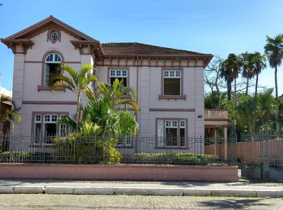 Vila Santa Eulalia Hostel
