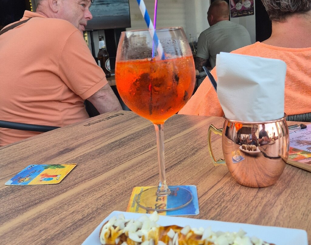 Hollandse bar The Orange Sea