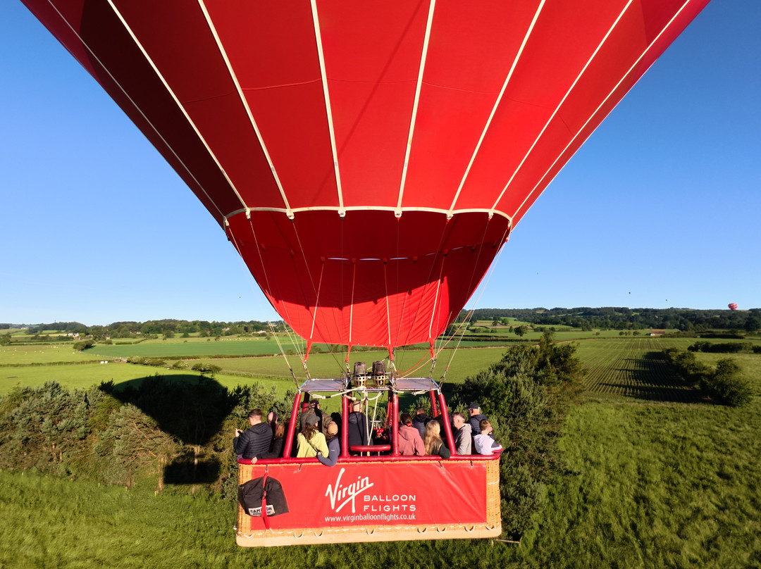 Virgin Balloon Flights - Kirkby Lonsdale near Whoop Hall-柯比朗斯代尔必去景点