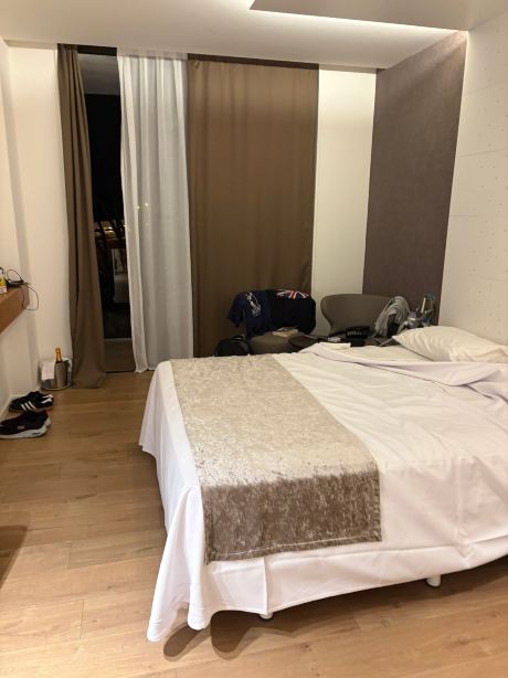 黄金萨劳海岸酒店 - 限成人-旅行者