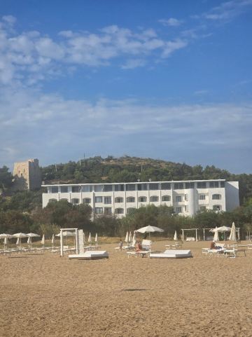加尔加诺酒店-旅行者