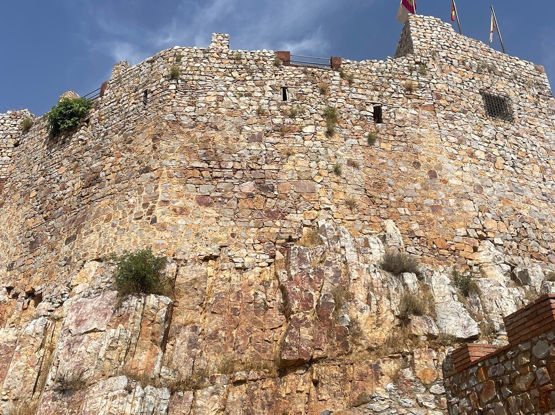 Sacro Convento y Castillo de Calatrava La Nueva-Aldea del Rey必去景点