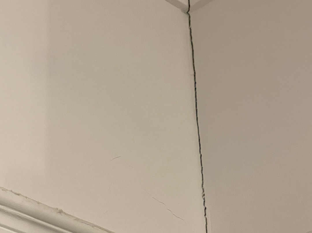 布克斯顿新月主图