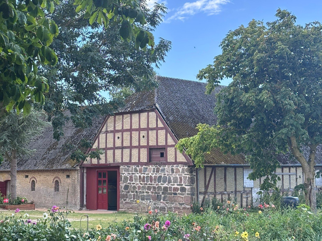 Brandbygegård