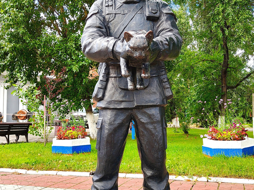 Monument to Polite People-Belogorsk必去景点