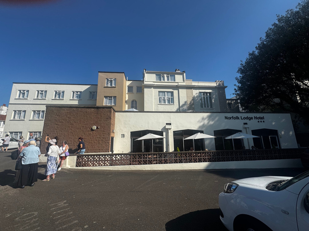 诺福克小屋酒店主图