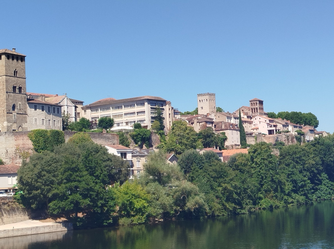 Mont Saint-Cyr-Cahors必去景点