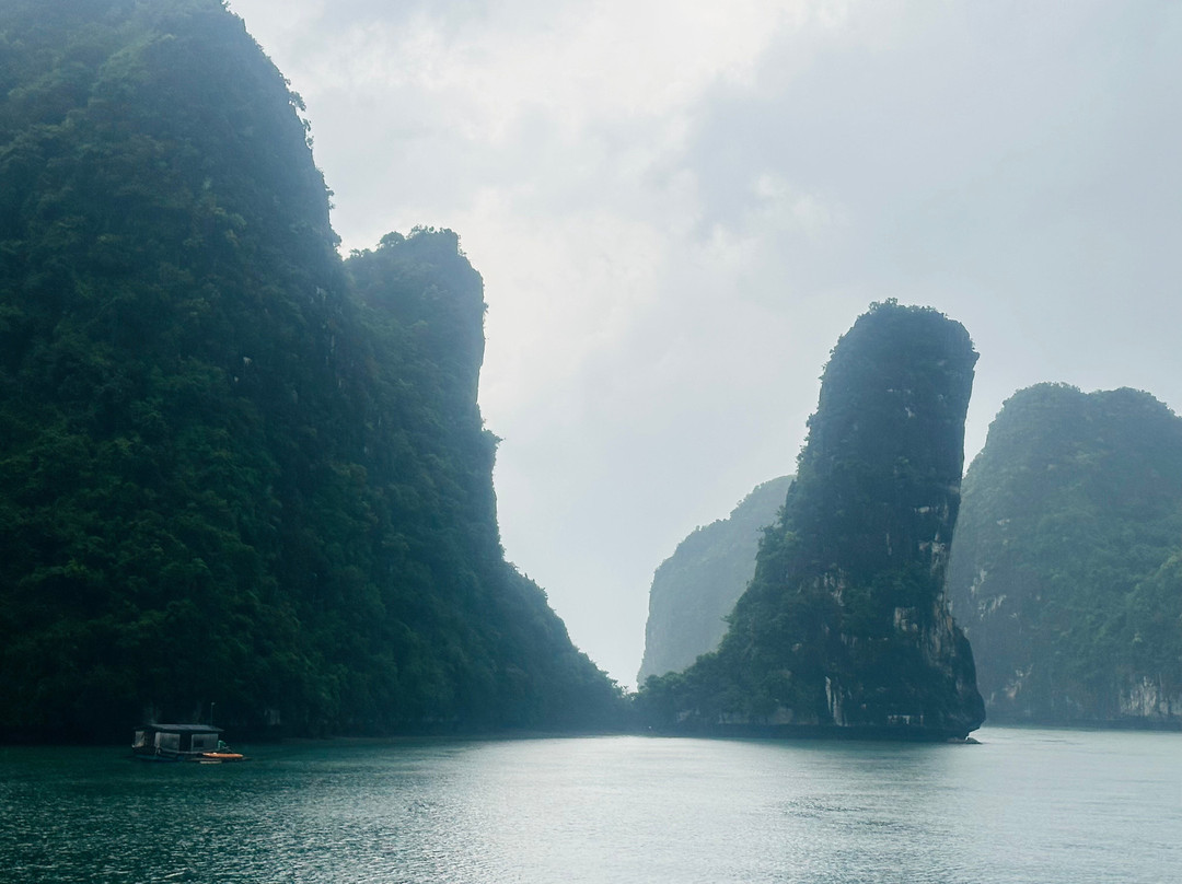 Ao Coi Valley