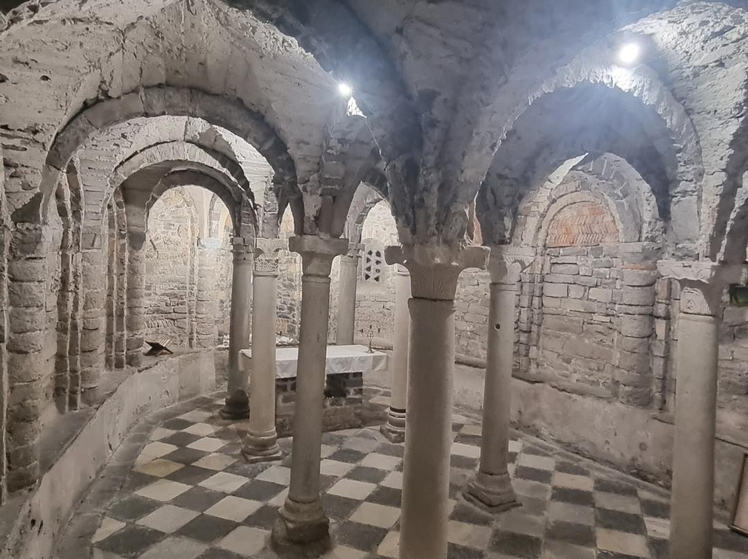 Chiesa di Santo Stefano e Battistero-伦诺必去景点