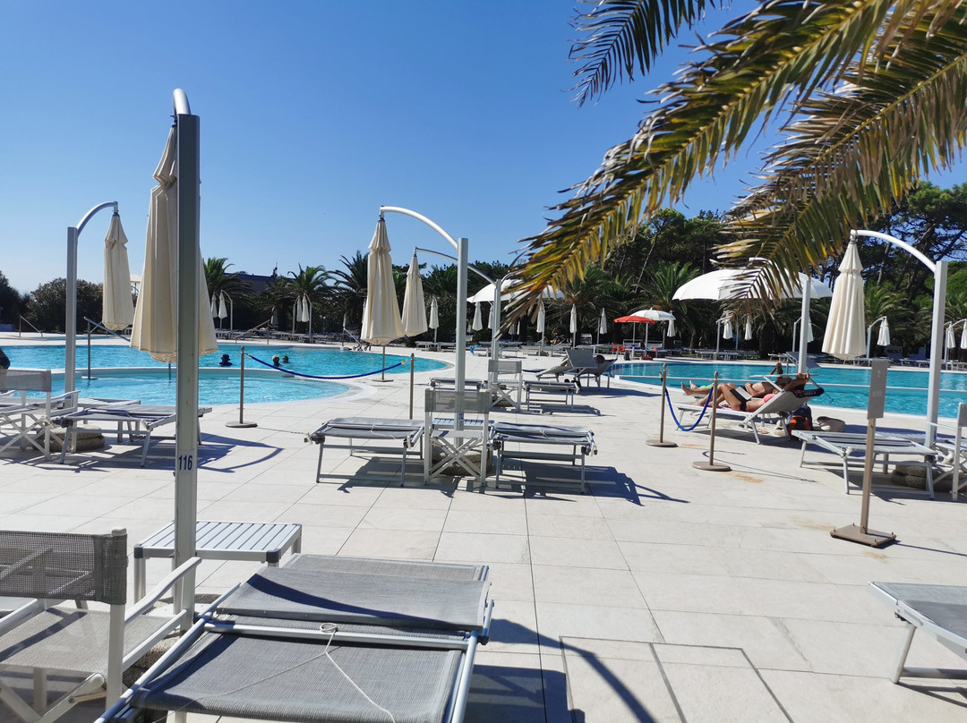 Riviera Resort Hotel