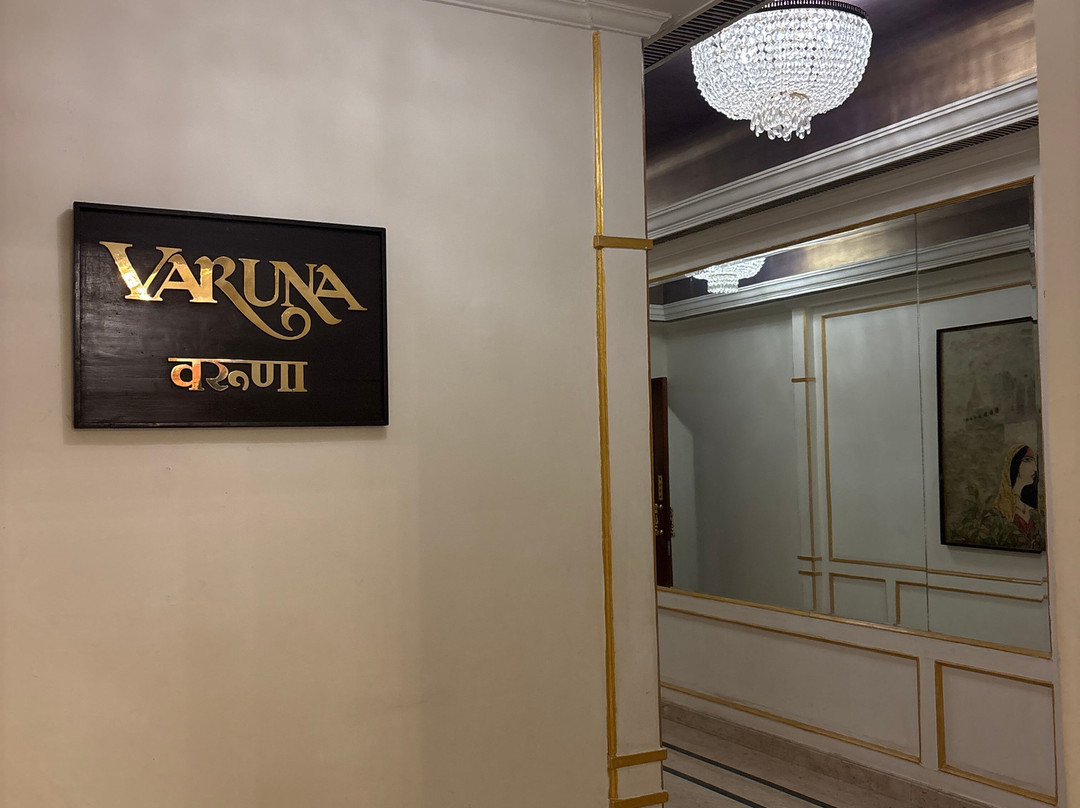 菠罗奈斯泰姬恒河酒店主图