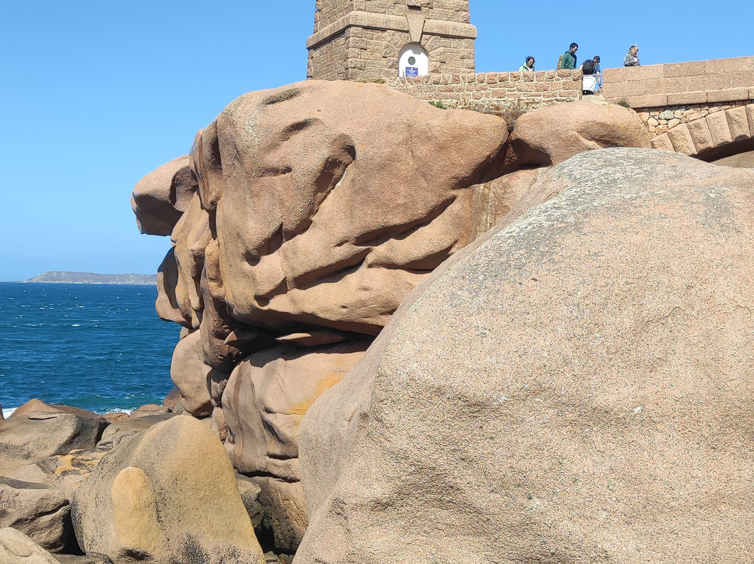 Ploumanac'h Natural Site-皮若斯必去景点