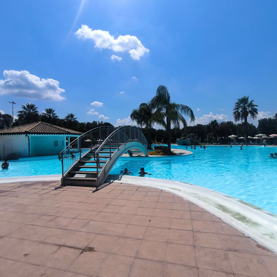 乌里维托普林奇比萨公园酒店-旅行者