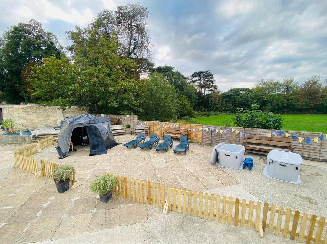 Cirencester Open Air Swimming Pool-赛伦塞斯特必去景点