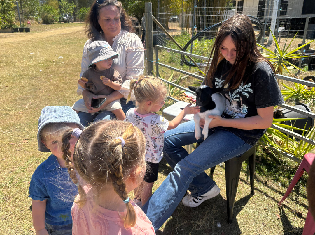 EWE Nique Hobby Farm Haigslea-Haigslea必去景点
