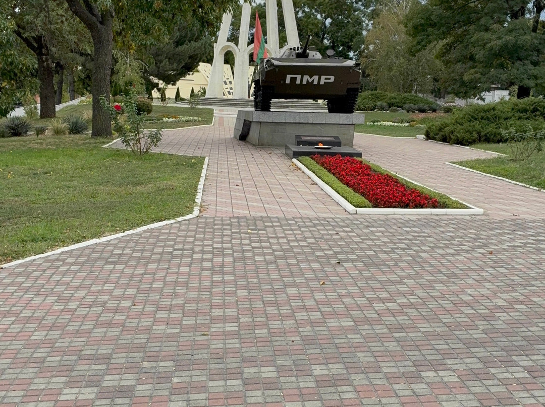 The Memorial of Military Glory-Bender必去景点