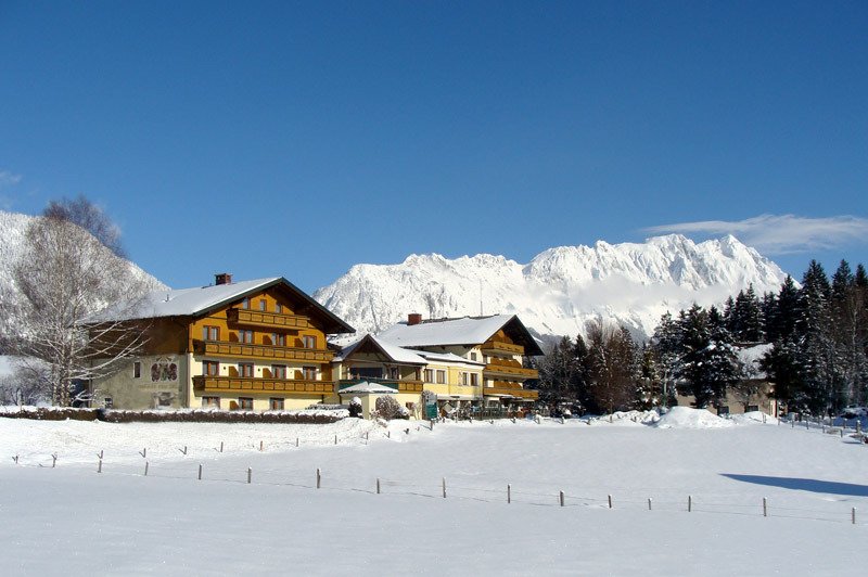 Landhotel Haeuserl im Wald-官方