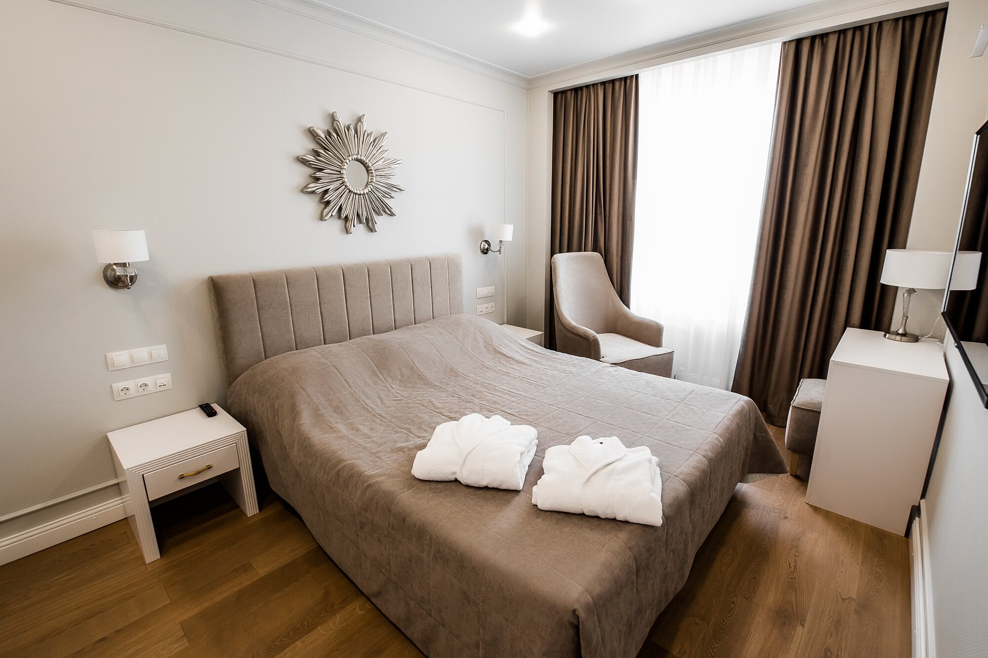 Tourist Hotel-官方