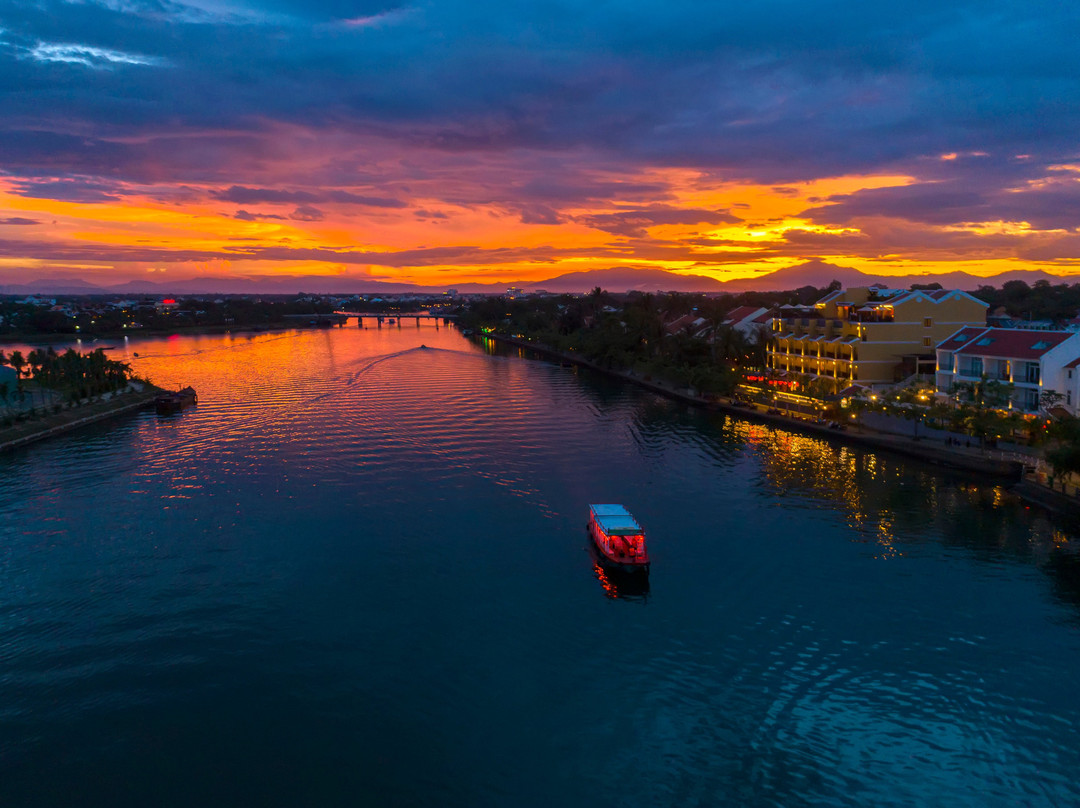 Little Riverside Hoi An – A Luxury Hotel & Spa主图