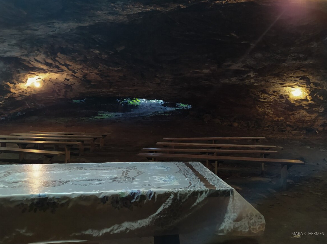 Gruta Nossa Senhora De Lourdes