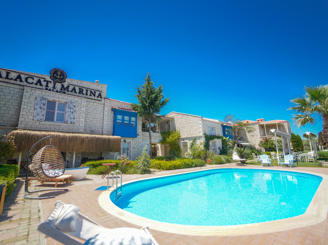 Alacati Marina Palace