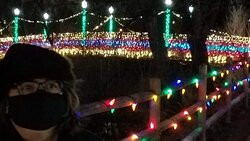 Clear Creek Whitewater Park-戈尔登必去景点