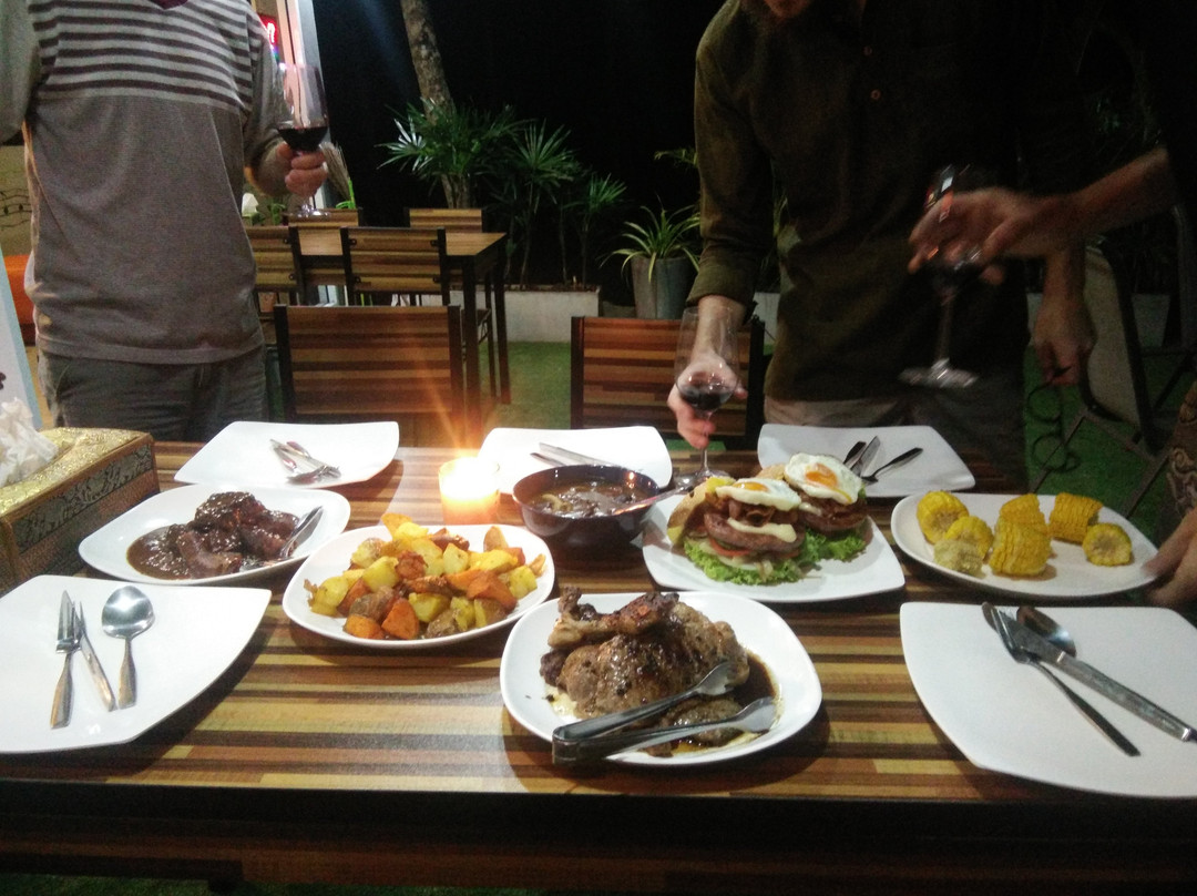 Bamboo Family Inn主图