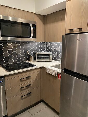 路易斯湖酒店 主图