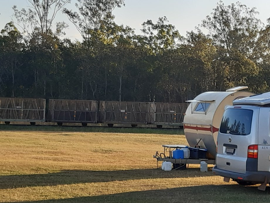 Pinnacle Hotel主图