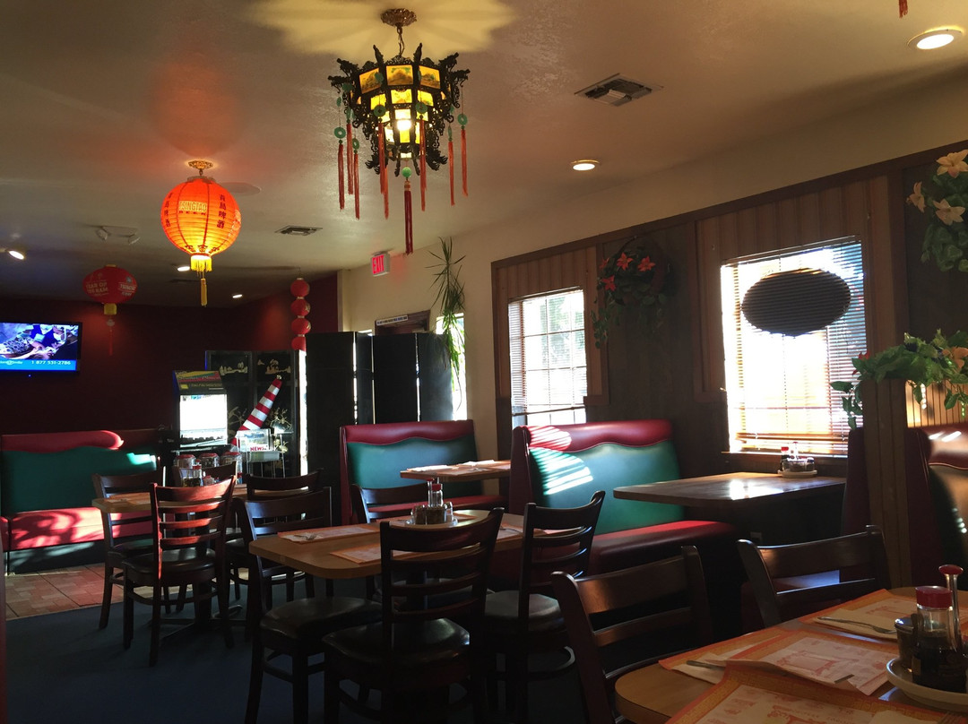 Lemon Cove餐馆和美食-New China