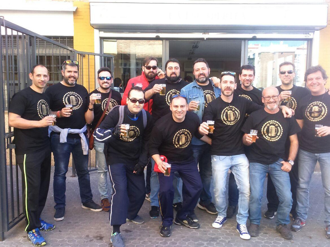 Palomares del Rio餐馆和美食-Bar la Escalerita