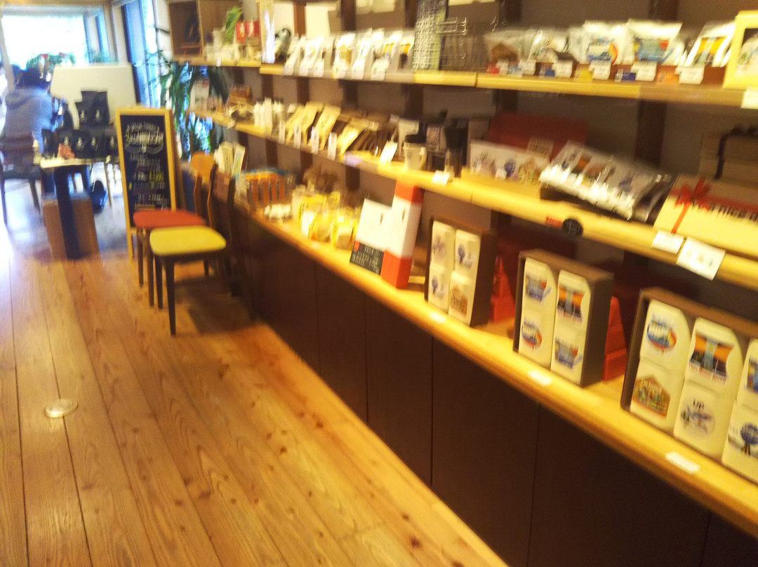 气仙沼市餐馆和美食-Anchor Coffee Mother Port