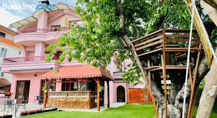 Villa Cherry