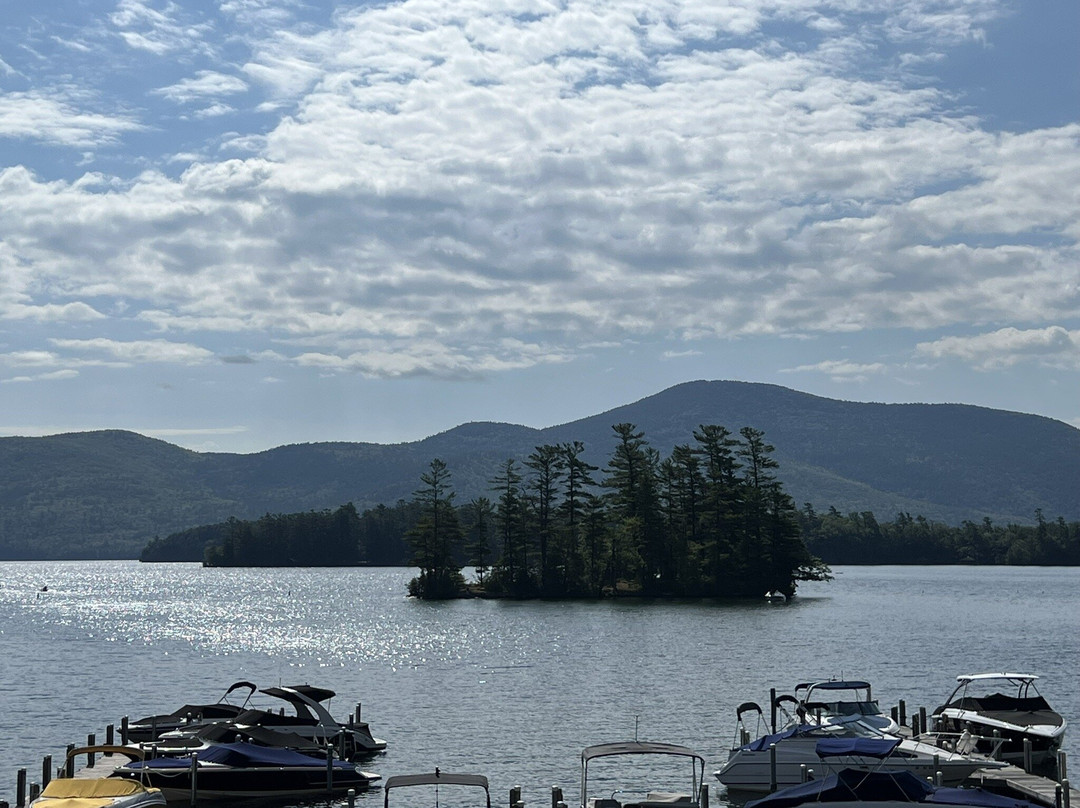 Bayview Marina & Suites