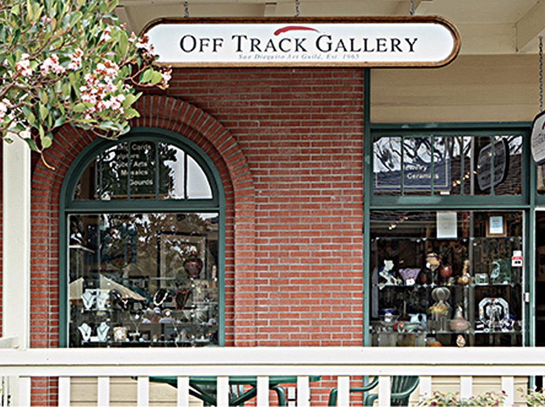Off Track Gallery-恩西尼塔斯必去景点