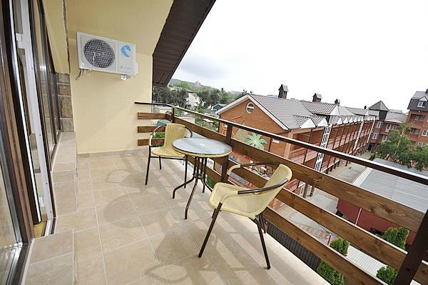 Hospitable House Alpina-官方