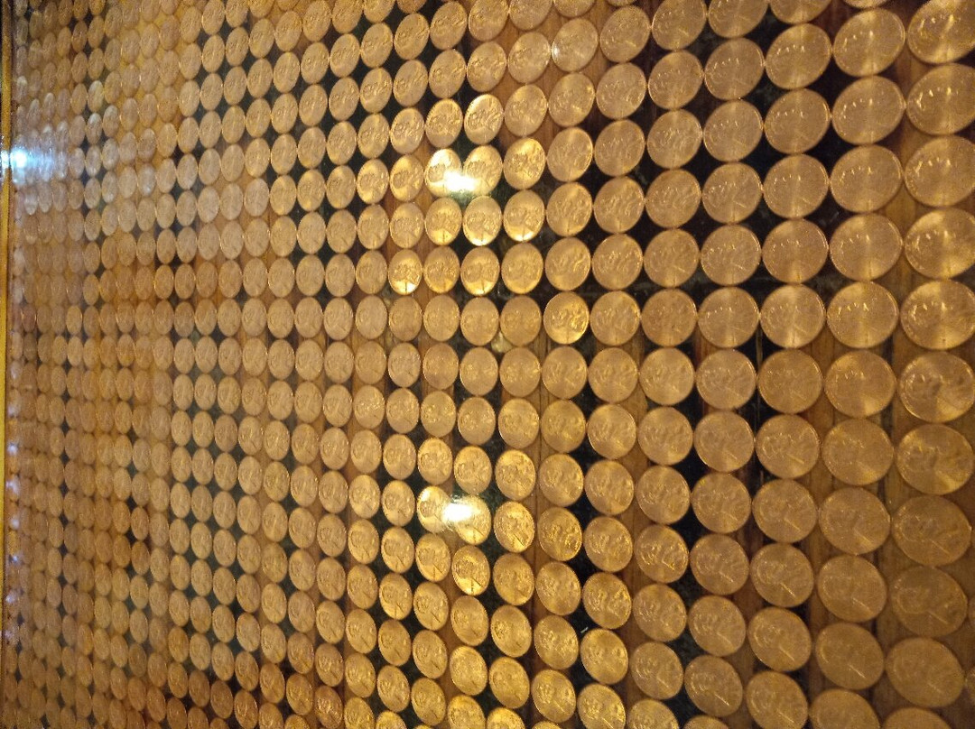 Shine Girl-塞维尔维尔必去景点