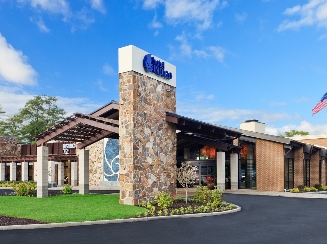 东区靛蓝酒店主图