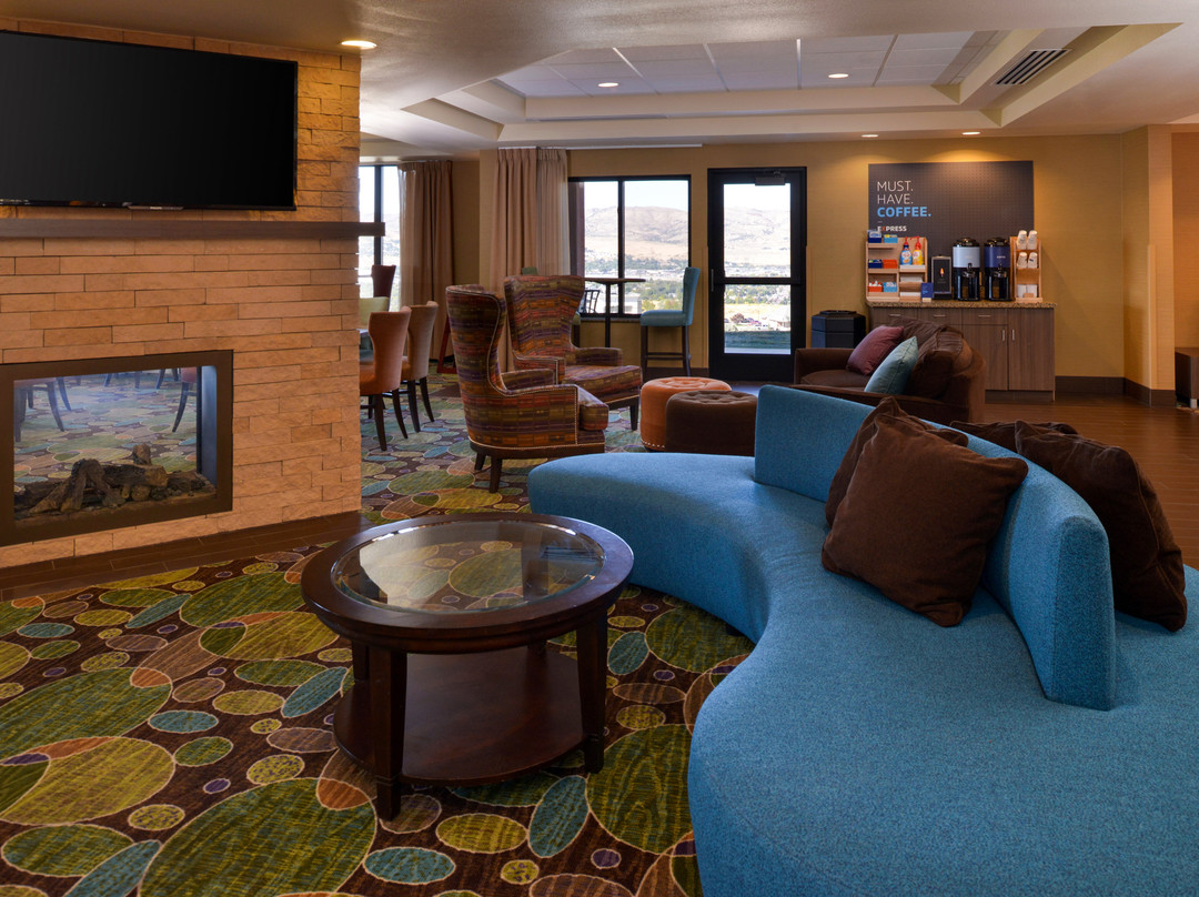 Holiday Inn Express & Suites Pocatello By IHG主图