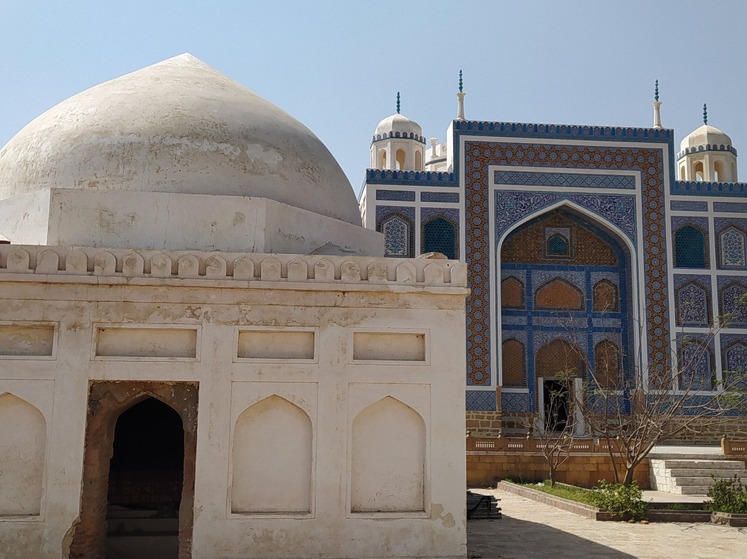 Mian Ghulam Nabi Kalhoro Tomb-海德拉巴必去景点