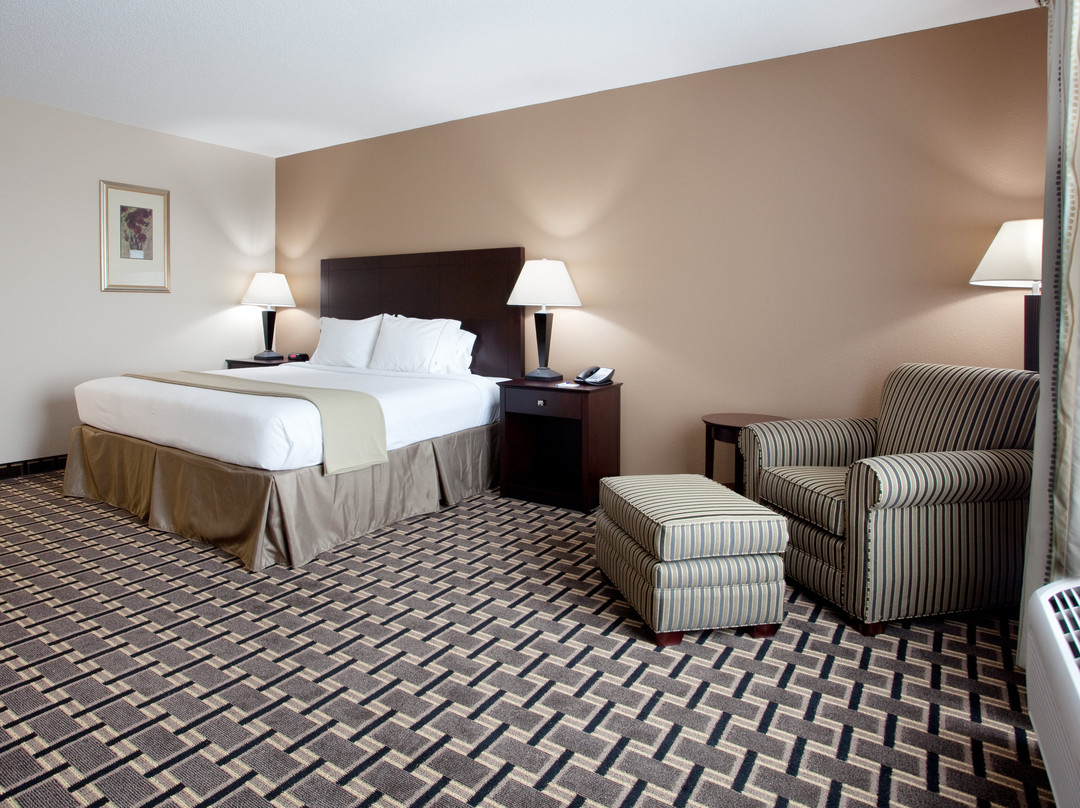 Holiday Inn Express Pembroke By IHG主图